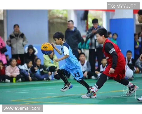 重庆篮球队勇闯世锦赛的辉煌历程与背后故事揭秘 重庆篮球队勇闯世锦赛的辉煌历程与背后故事揭秘